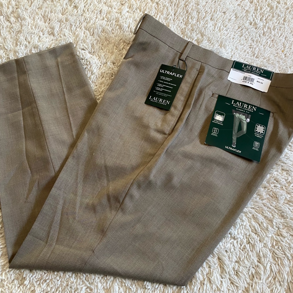 Lauren Ralph Lauren mens Ultraflex pants Classic Fit size 40W X 30L tan color